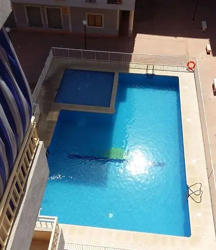 Calle Santomera 17 *