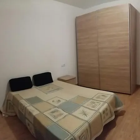Calle Santomera 17 Apartment