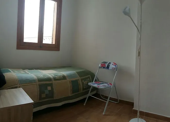 Calle Santomera 17 托雷维耶哈